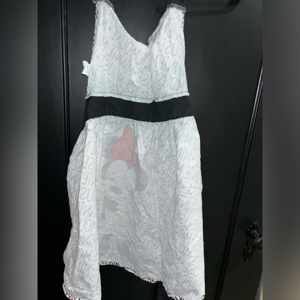 Disney Minnie Mouse Kitchen Apron - Picture 3 of 3